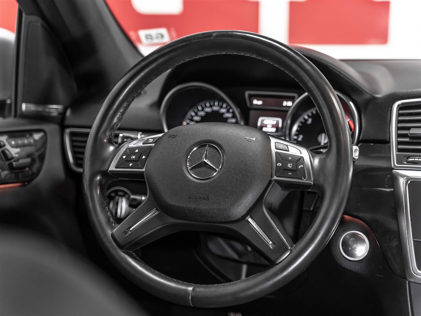 Mercedes-Benz ML320